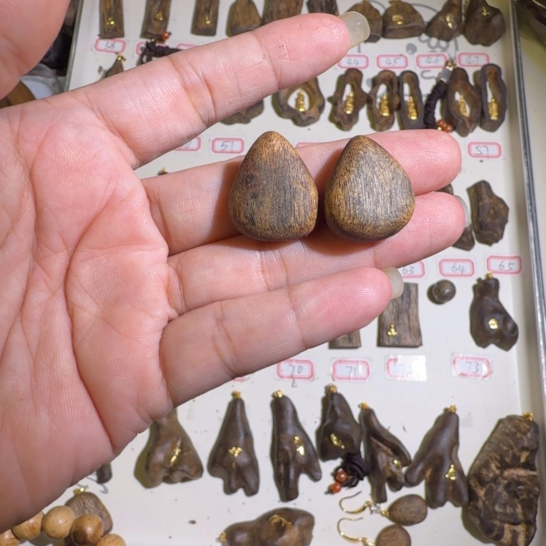 沈***溪奇楠沉香小两点2个