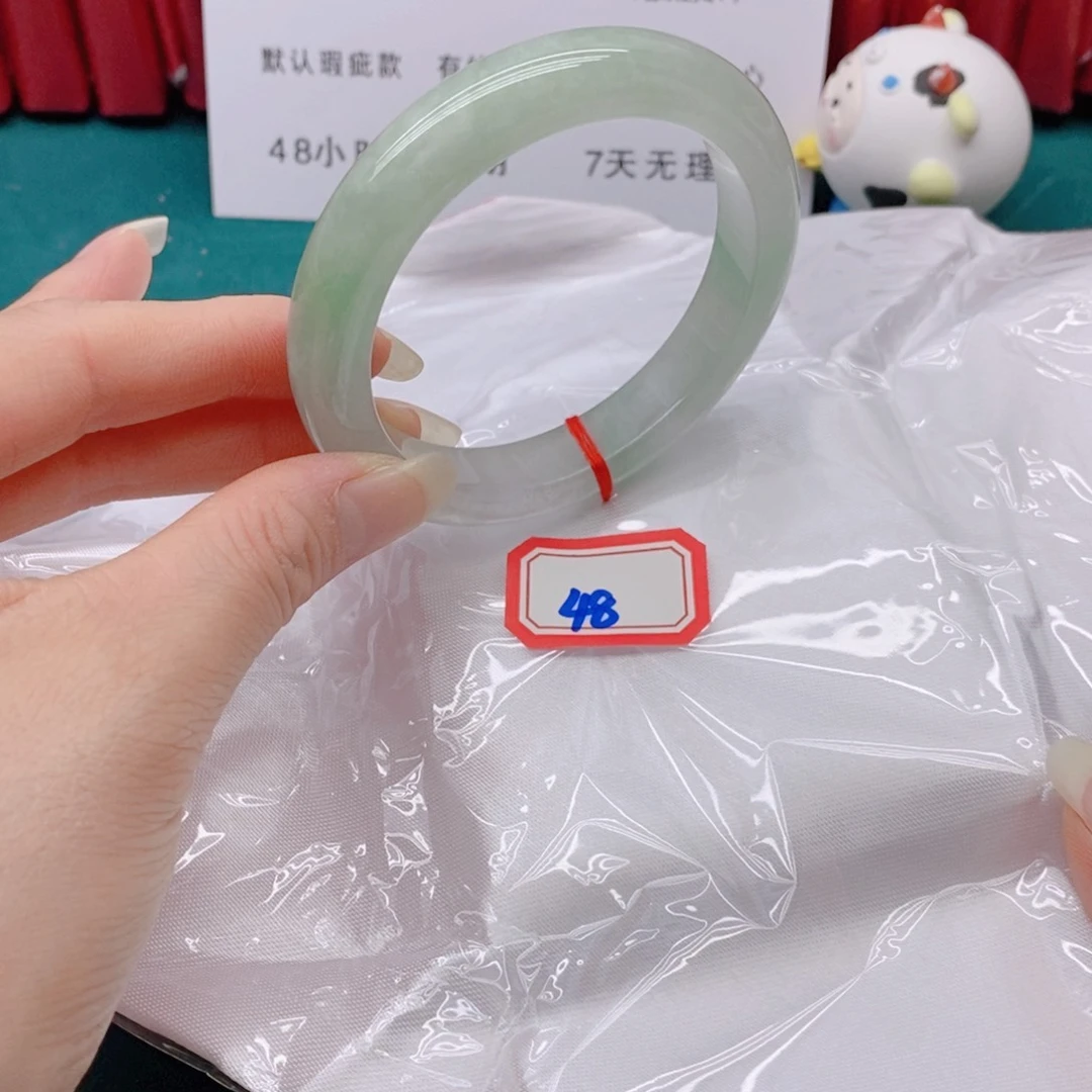 翡翠手镯未镶嵌48888/55