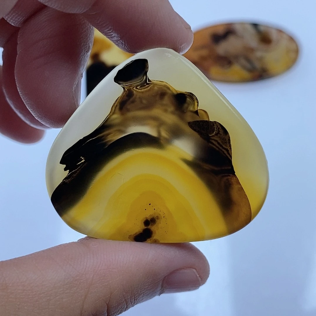 玛瑙/玉髓未镶嵌珠宝半成品