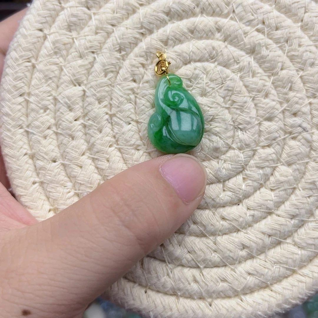 翡翠未镶嵌手链翡翠