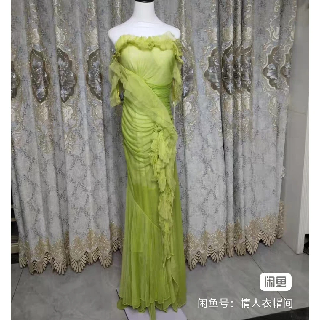 法式真丝绿色吊带茶歇风格时尚连衣裙