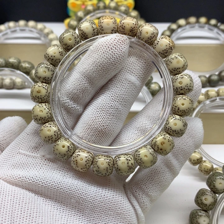 华***.星月菩提手串瓷白大眼睛11/10