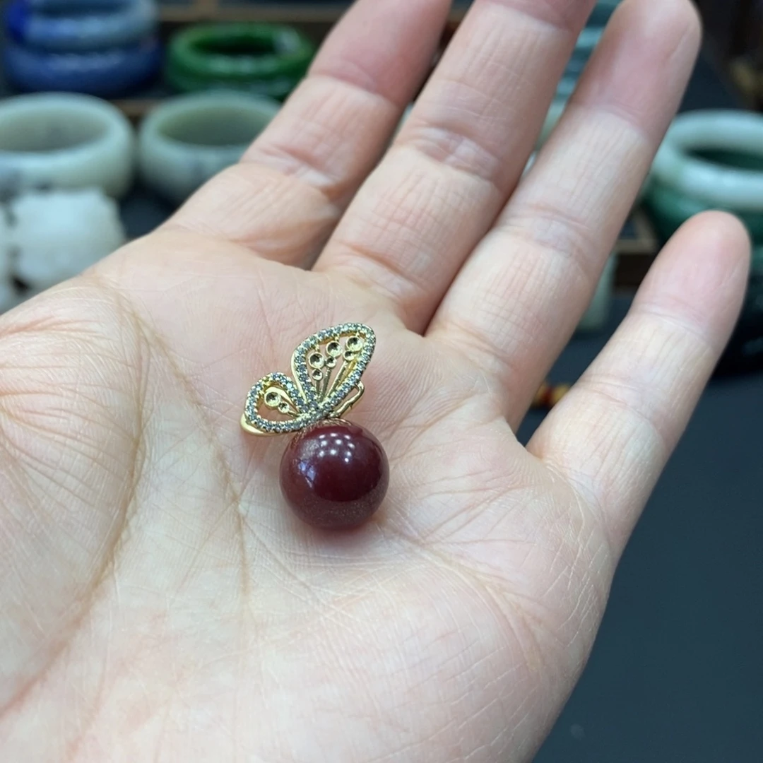 石英质玉未镶嵌挂件