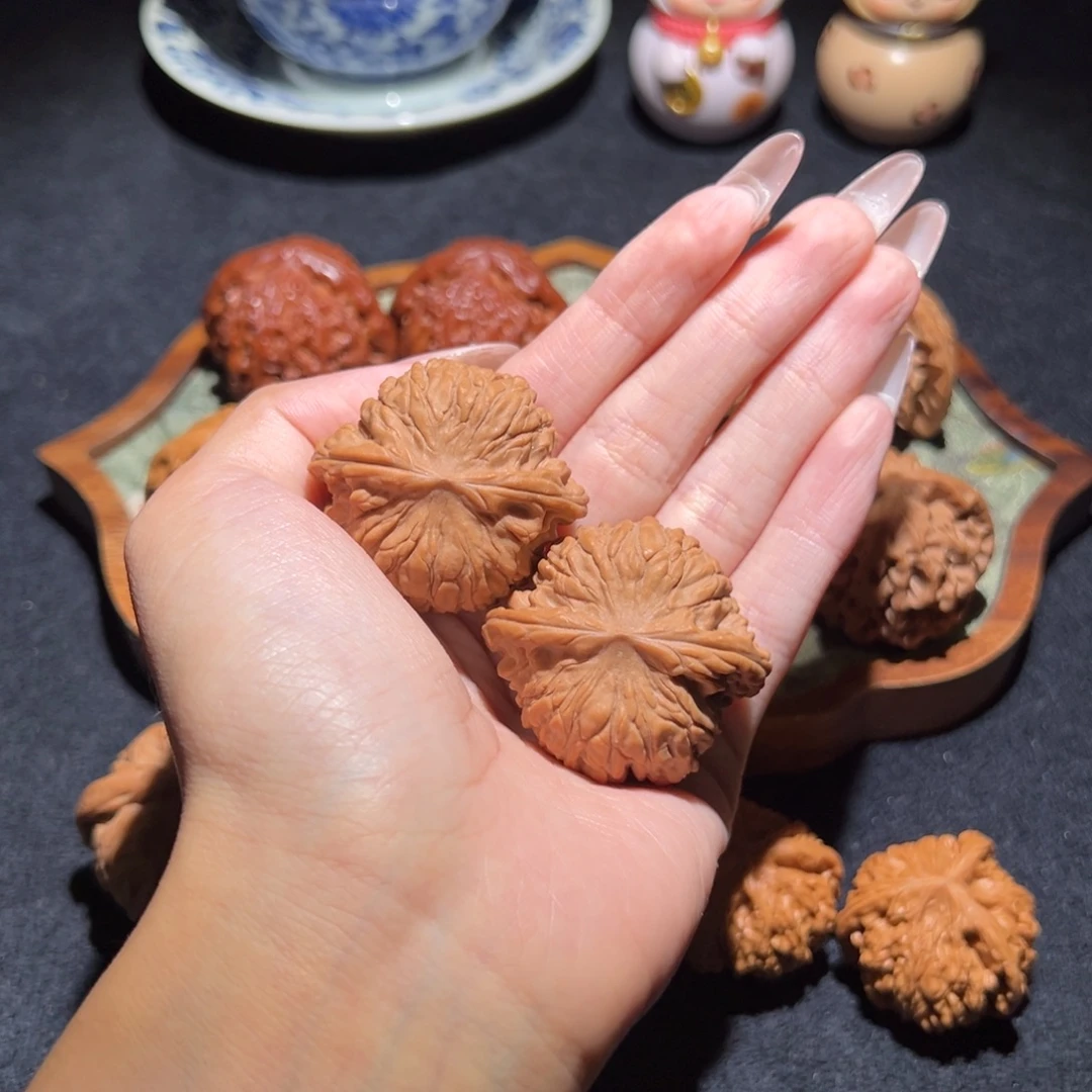 尼***惠文玩核桃吊坠39石子磨