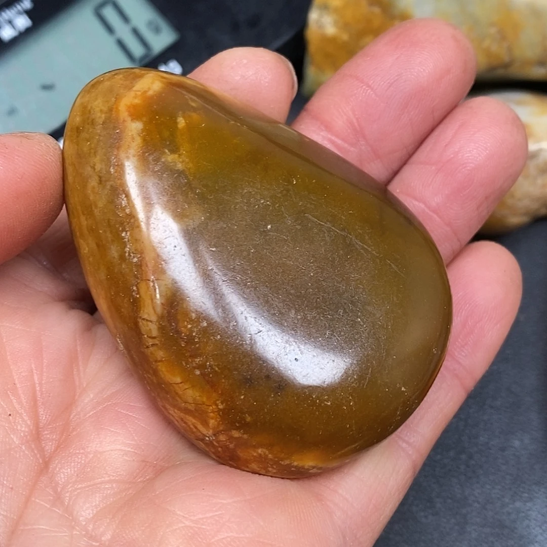 和田玉未镶嵌珠宝奇石