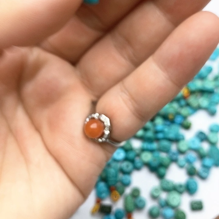 南红玛瑙未镶嵌珠宝奇石