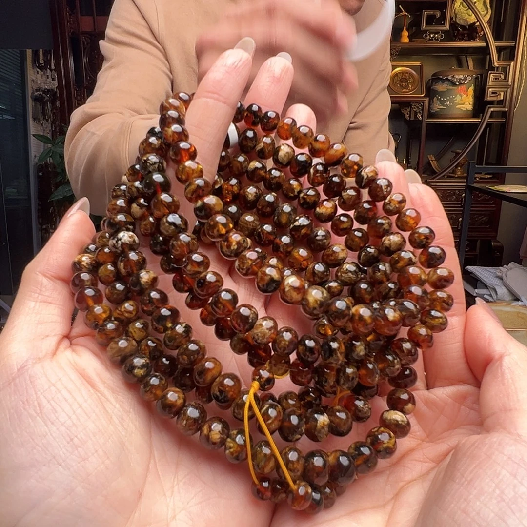 琥珀未镶嵌裸石抚顺琥珀20459八多样性发其一