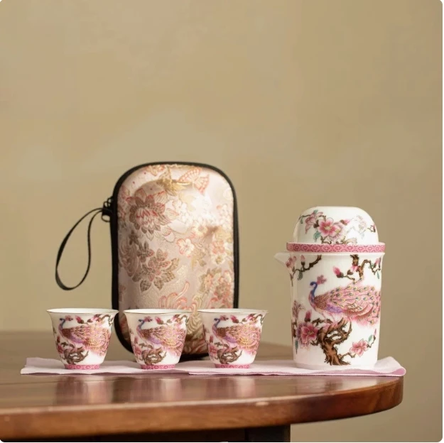 KK0218-粉孔雀玉瓷旅行套