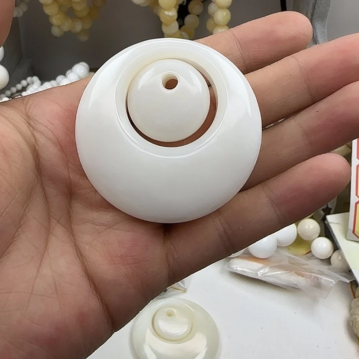 大果紫檀（缅甸花梨）大母子扣瑕疵