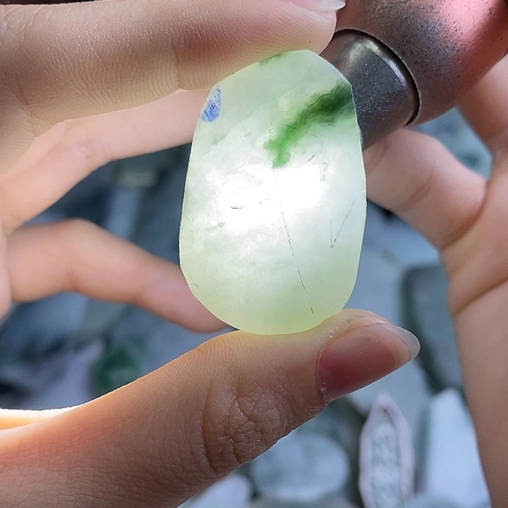 翡翠裸石纯天然翡翠