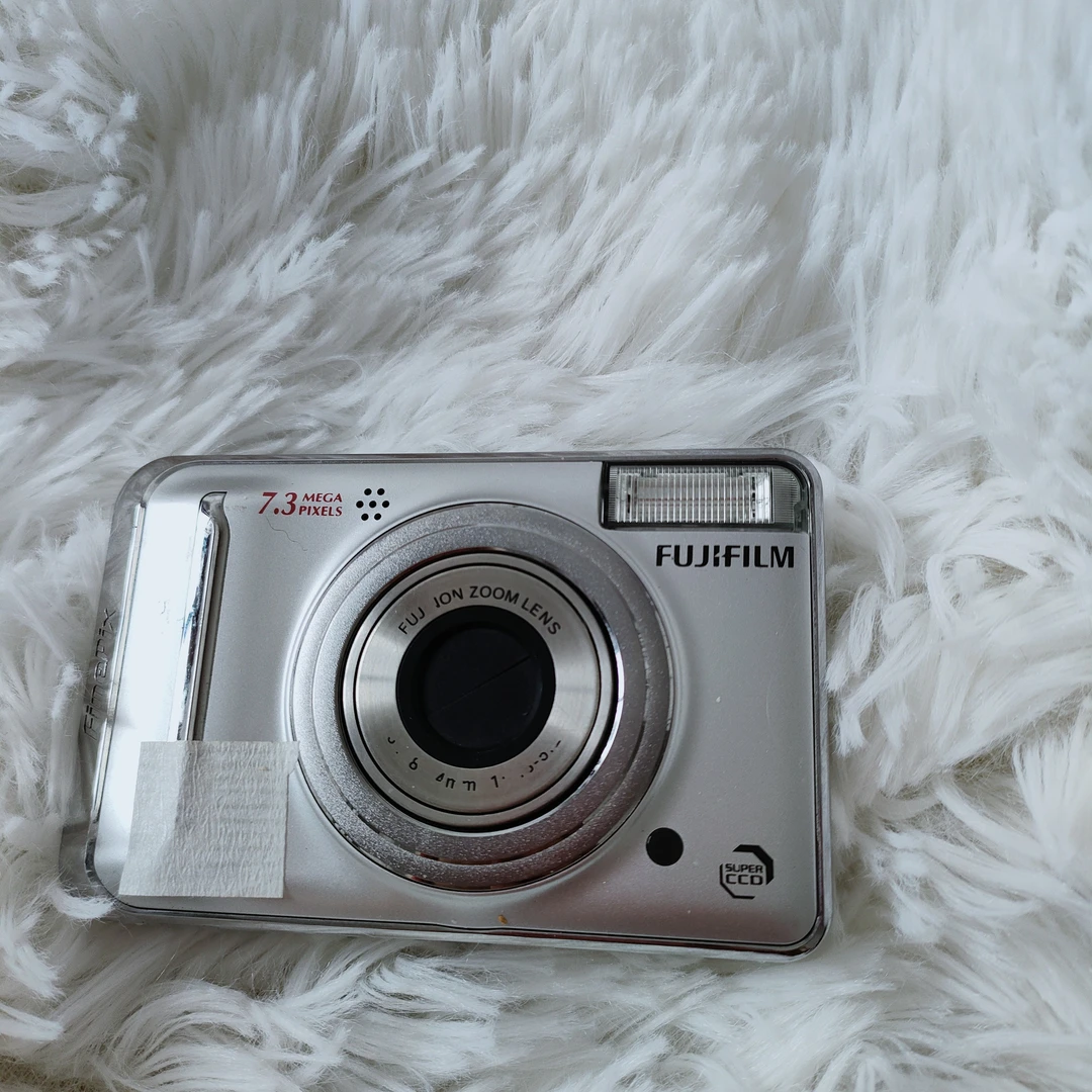 95新 Fujifilm/富士 A700 730万像素3配光变配件齐全No退换