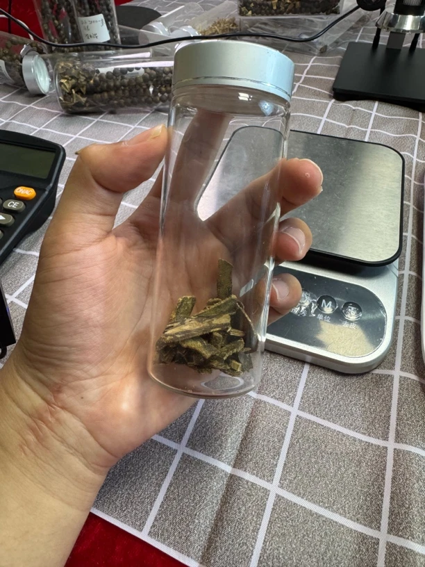 沉香奇楠沉香原材料高品质