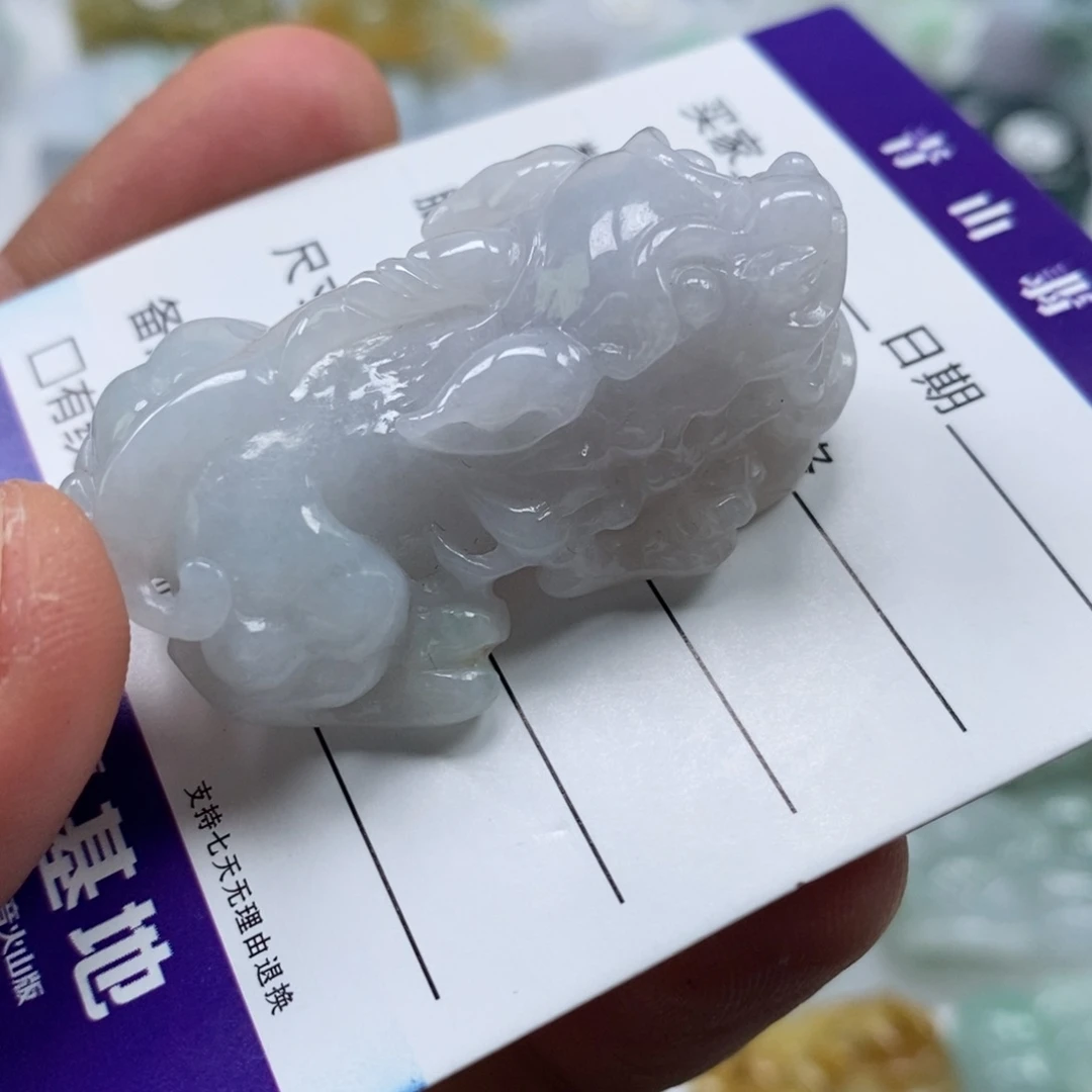 翡翠未镶嵌颈饰多人如意貔貅吊坠