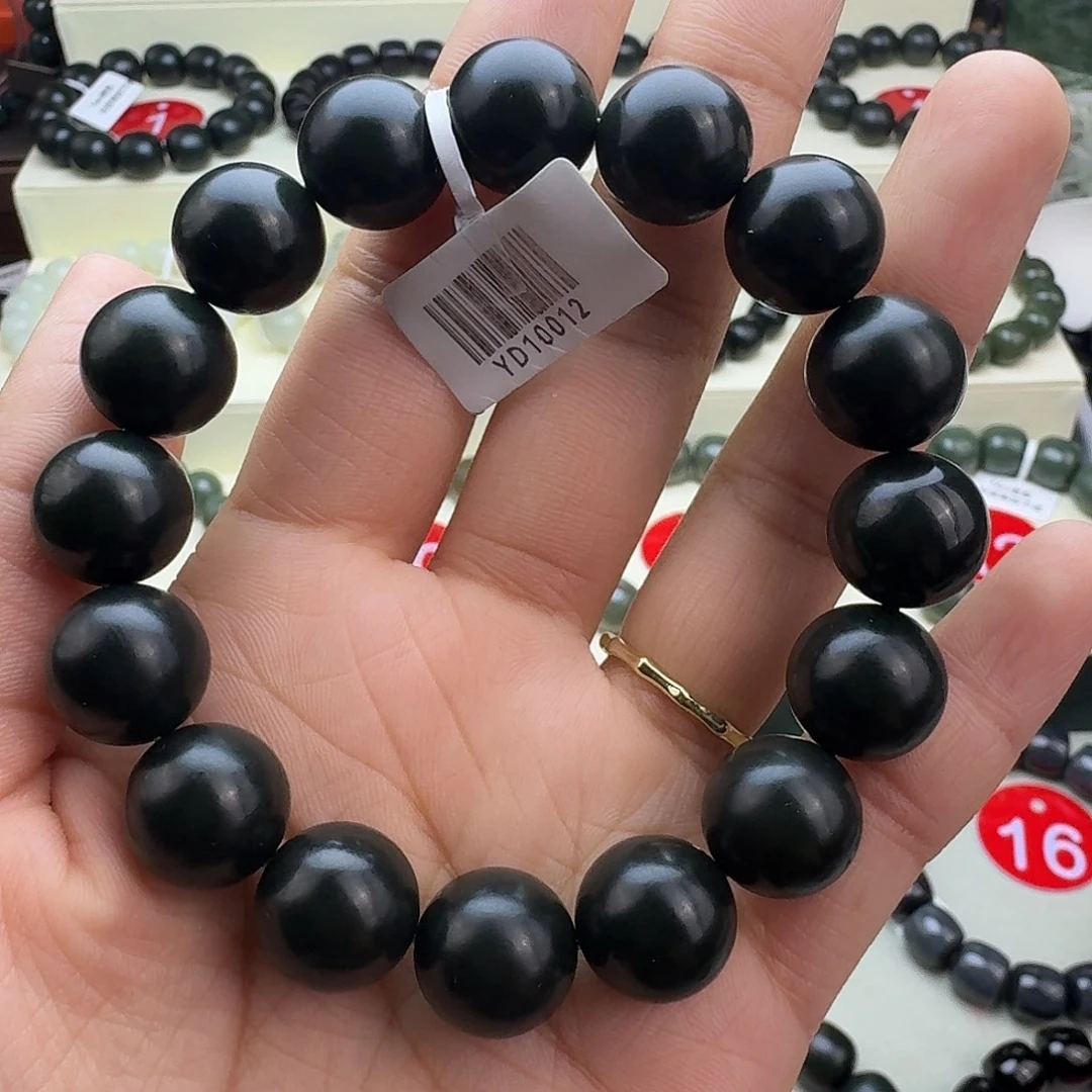 和田玉未镶嵌手串