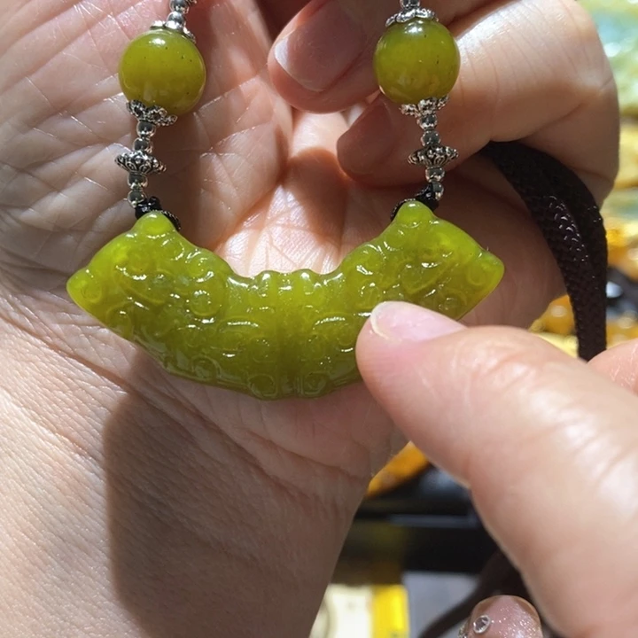 岫玉未镶嵌毛衣链