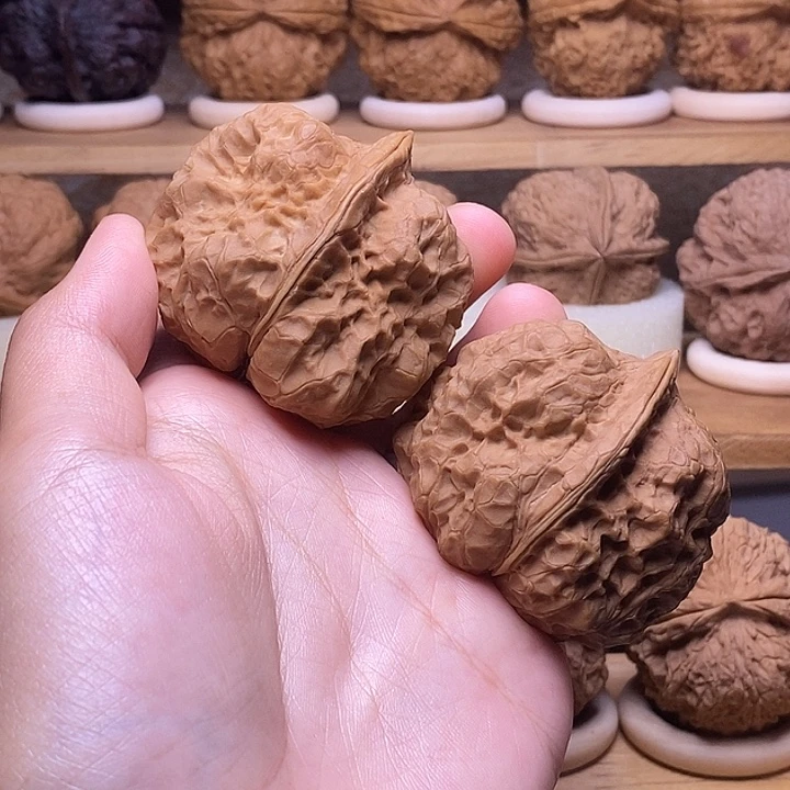 文玩核桃吊坠金樽蛤蟆头48mm