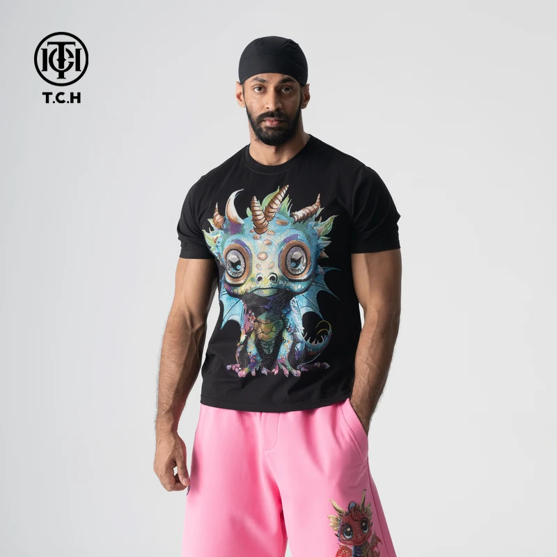TCH服饰店播-夏季新款烫钻个性短袖T恤上衣男女同款T72B106139