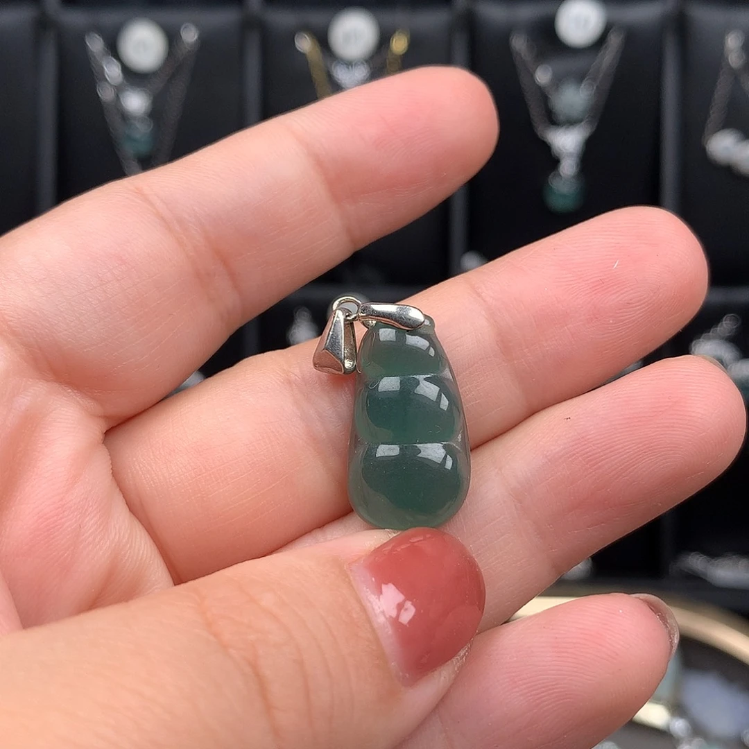 颈饰银S925镶嵌翡翠
