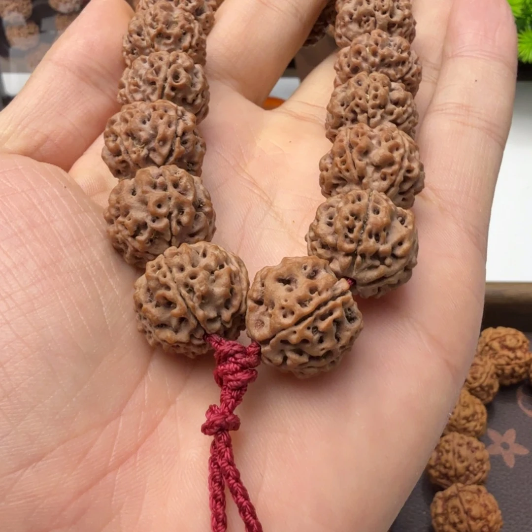 K***M吊坠金刚菩提五星蜂王玉化皮