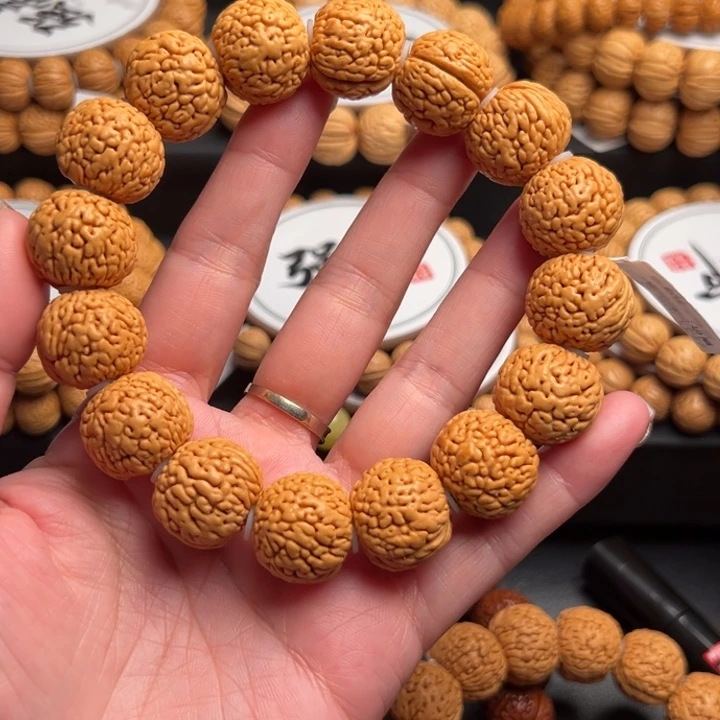 九****2福利龙鳞凤尾18.5尺寸