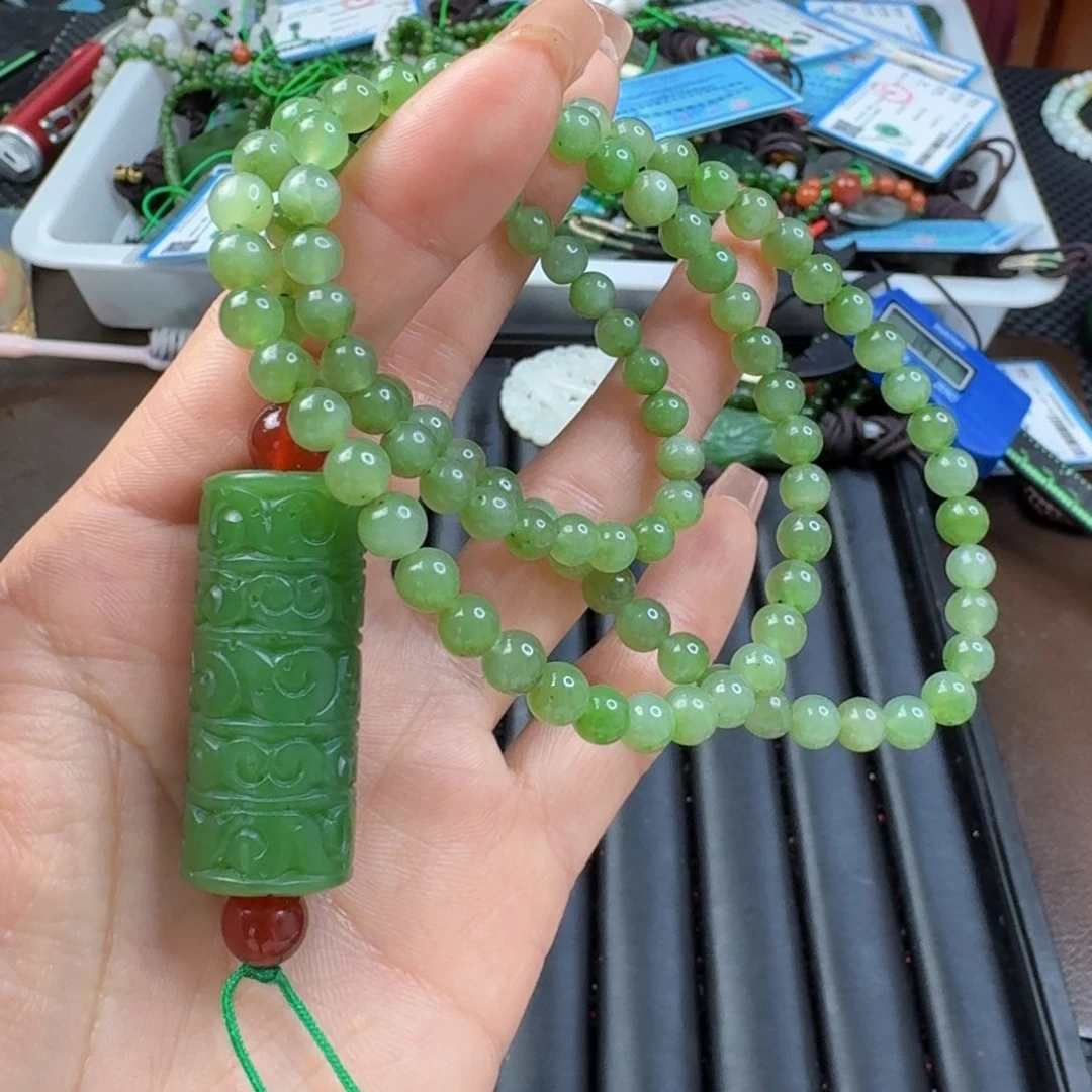和田玉（碧玉）颈饰未镶嵌