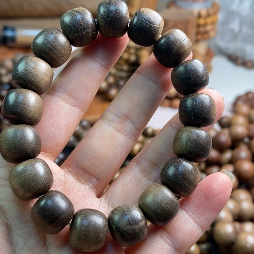 无事牌檀香木印度迈索尔老山檀12/13大瑕疵奶香