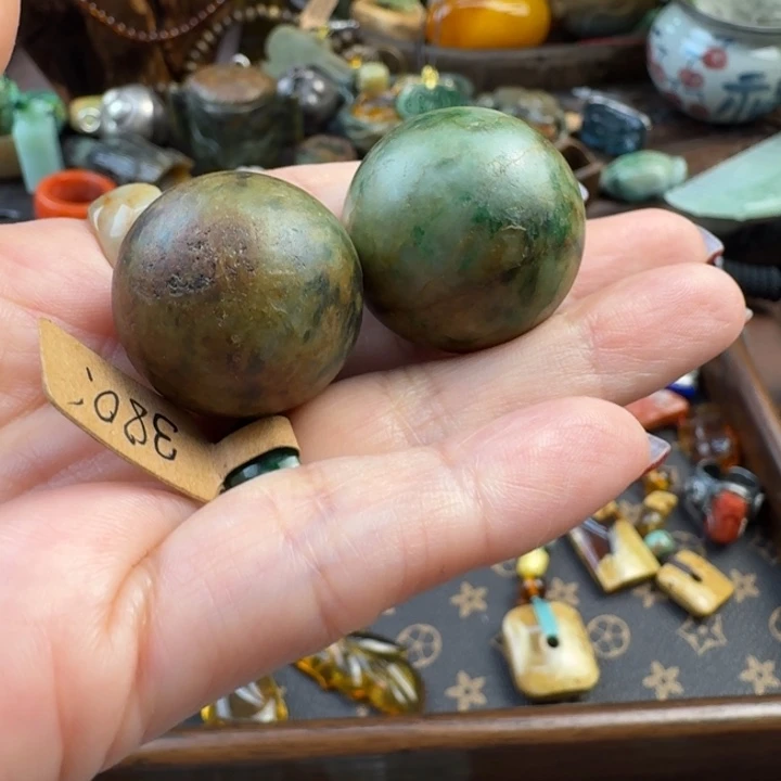 翡翠颈饰未镶嵌沐****店