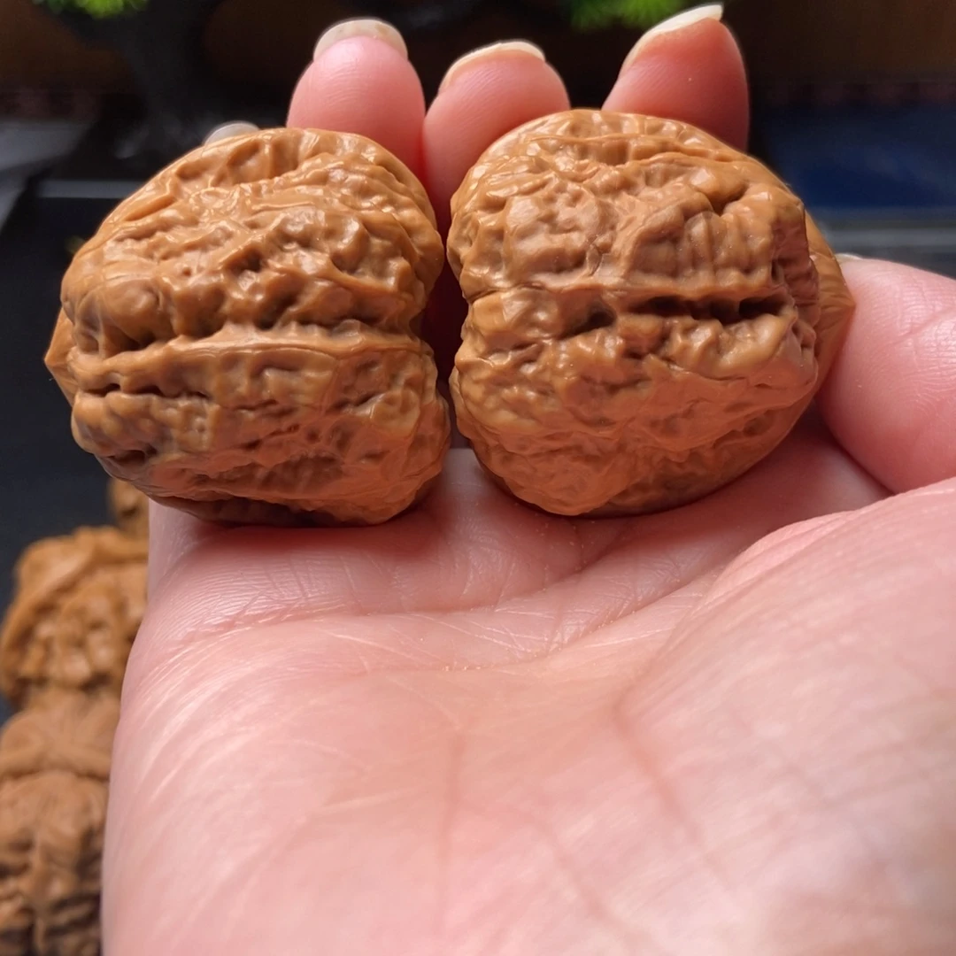 文玩核桃把件蛤蟆头38