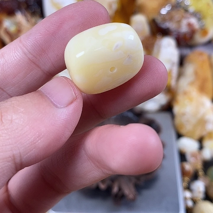 琥珀未镶嵌裸石我