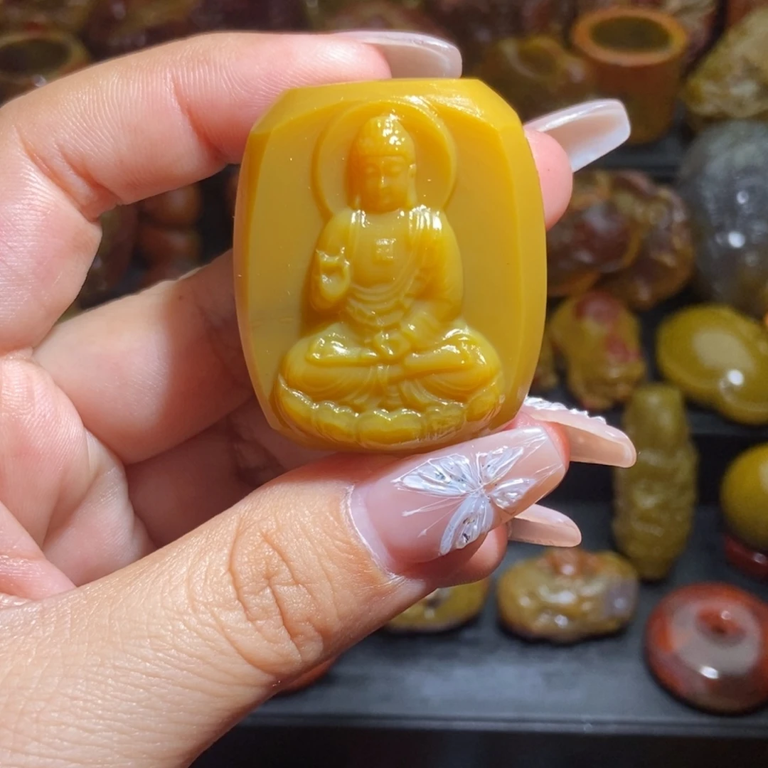 卧***腾玛瑙/玉髓未镶嵌吊坠