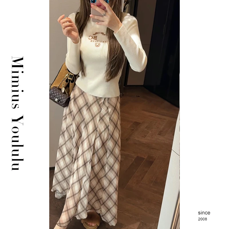 【mimius】P 重工刺绣修身舒适针织长袖打底衫 WG07129