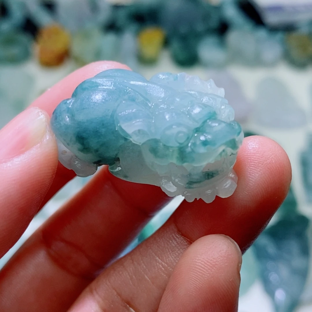 定制翡翠未镶嵌毛货抛光