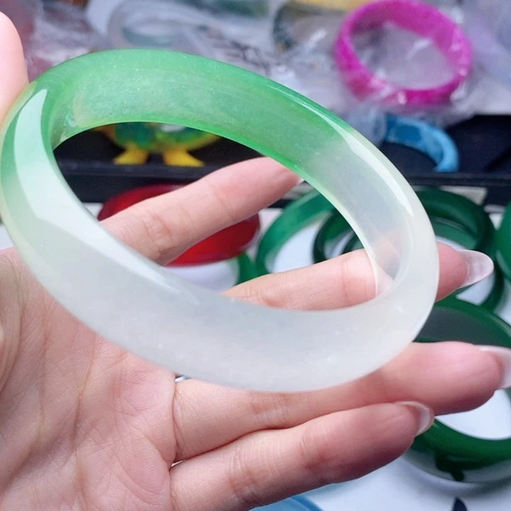 未镶嵌颈饰蜜蜡95手镯64圈口