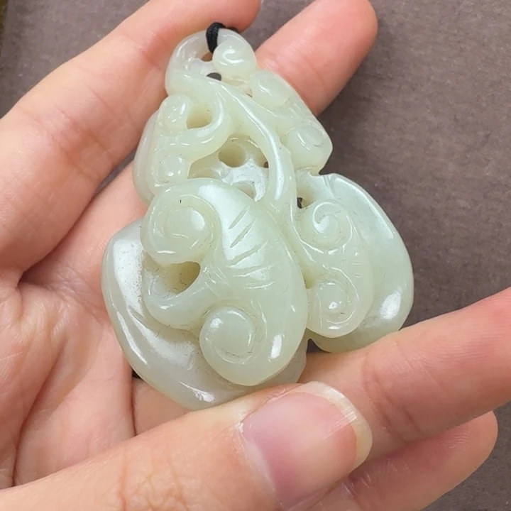 未镶嵌和田玉挂件