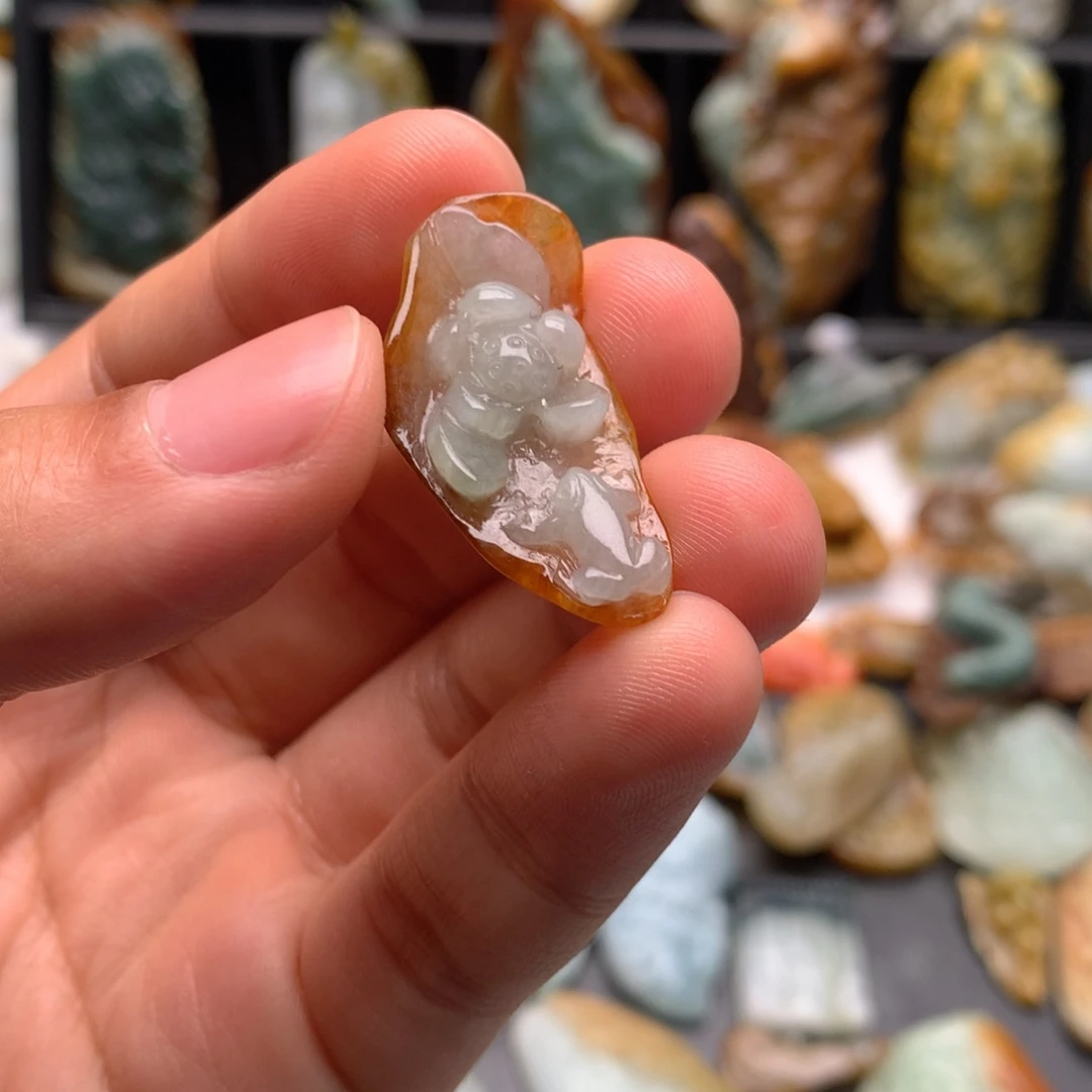 定制翡翠未镶嵌翡翠