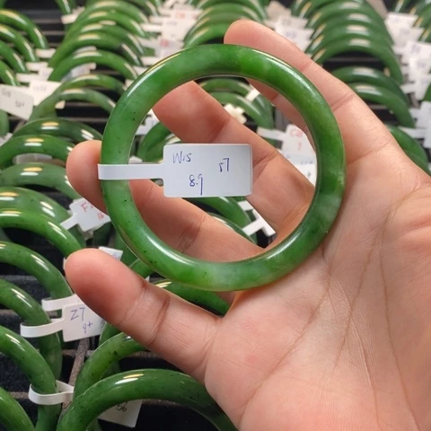 和田玉（碧玉）手镯未镶嵌无*