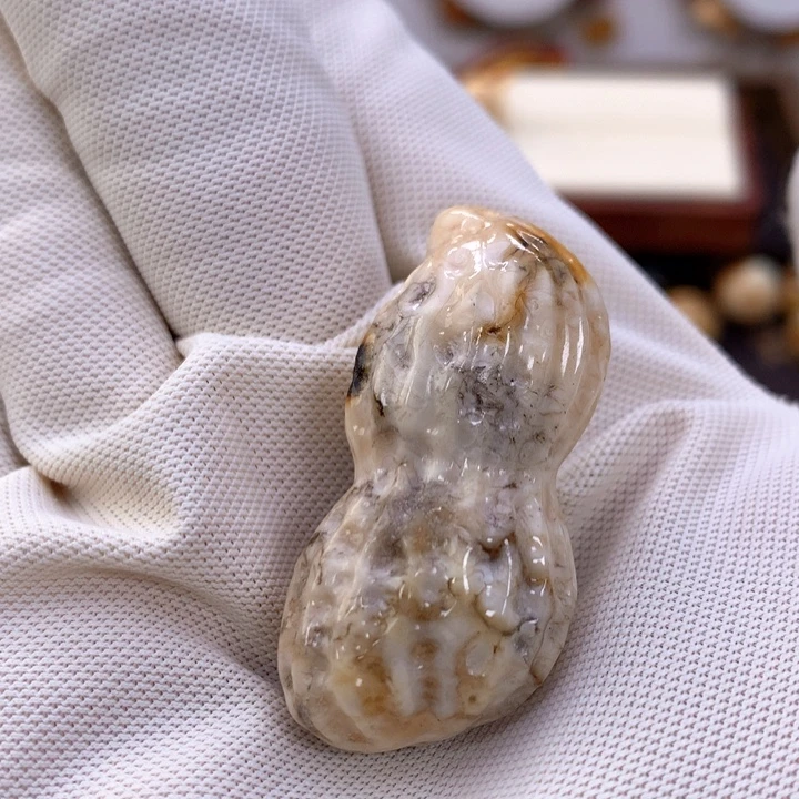 琥珀未镶嵌裸石花生个性蜜蜡吊坠