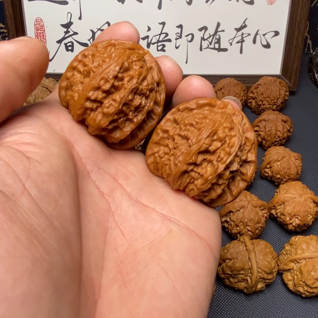 文玩核桃把件全品无修白狮子