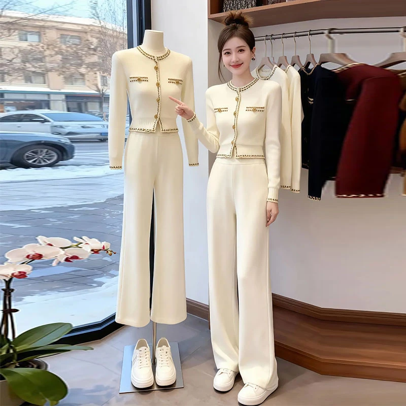 兹伊翰【法式千金】 2025冬季新款高级感小香风针织衫阔腿裤两件套