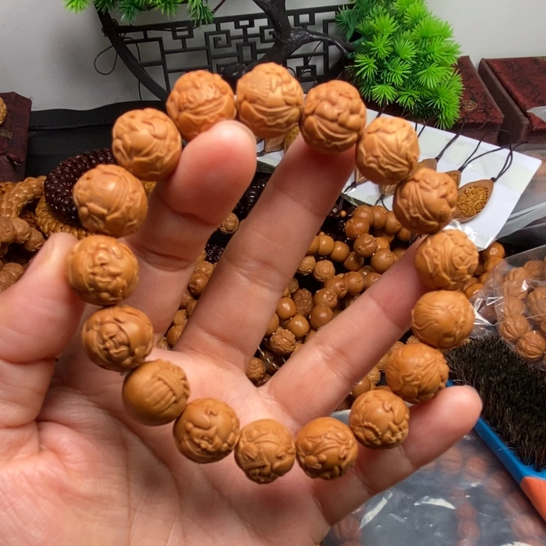 菩提籽类猴头核桃橄榄核桃雕刻手串