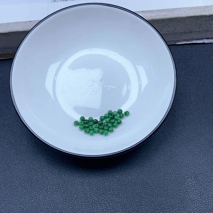仙***怼翡翠未镶嵌颈饰翡翠