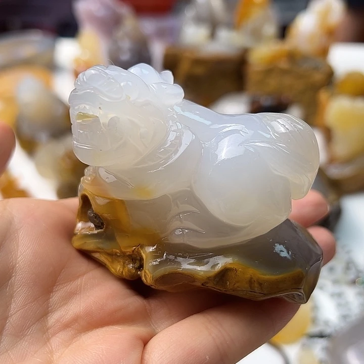 玛瑙/玉髓颈饰未镶嵌