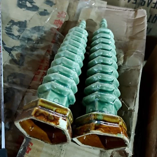 摆件陶瓷盘子碗啥都有