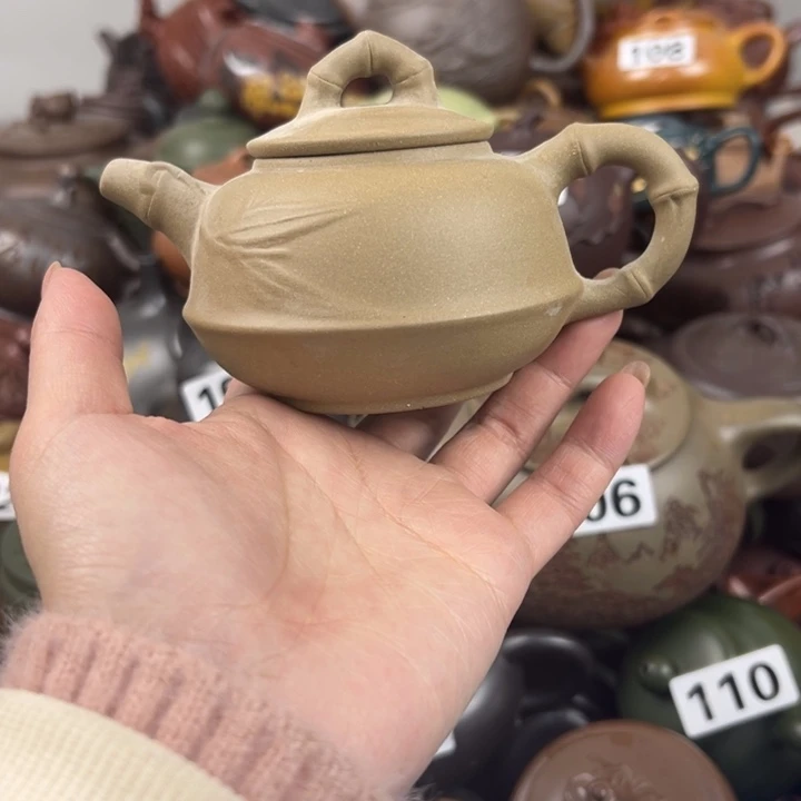 茶壶紫砂壶身花泥