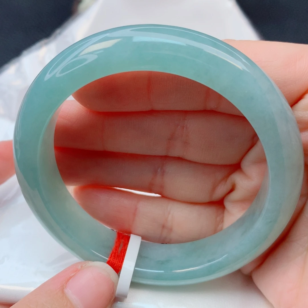 翡翠未镶嵌手镯53-54糯冰蓝底