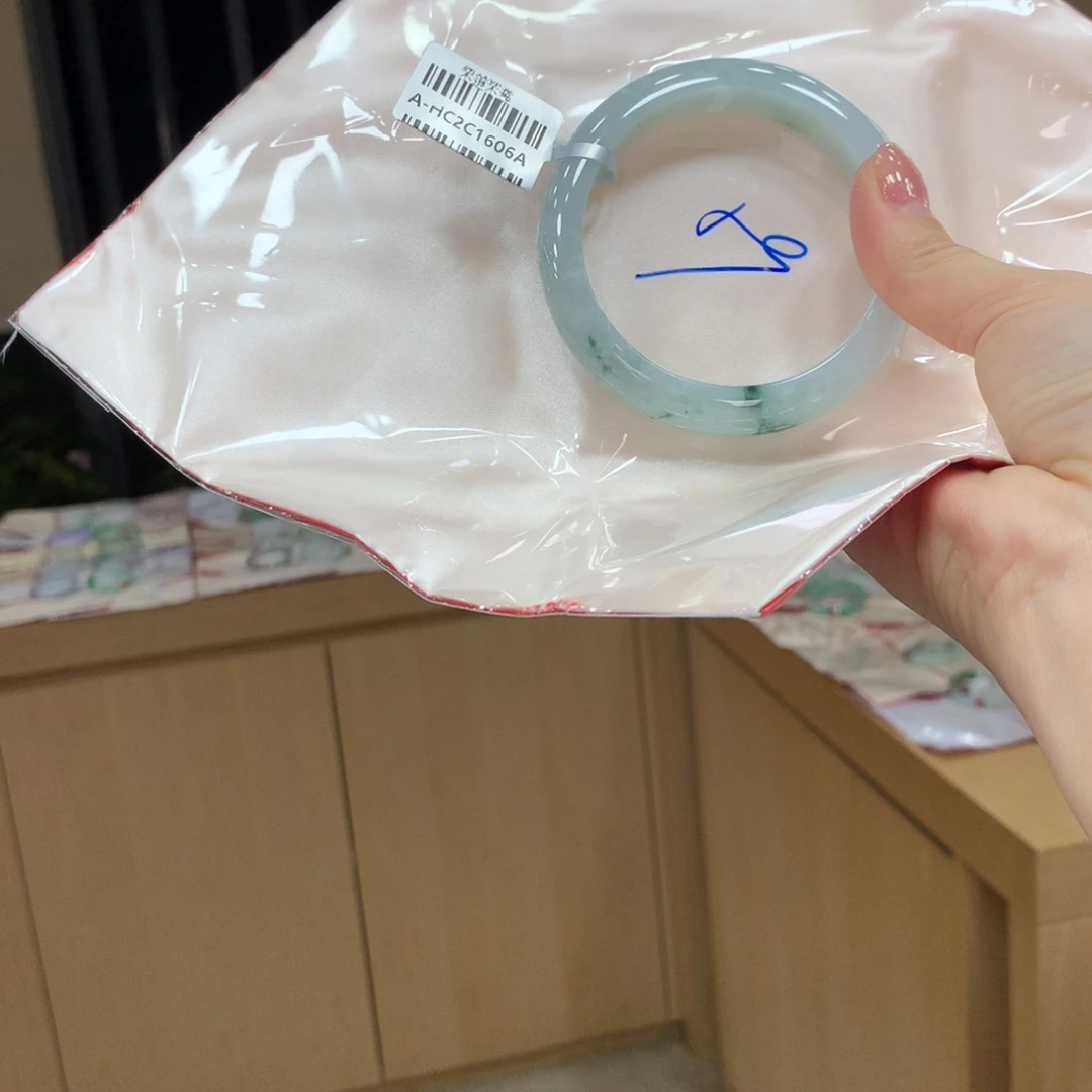 未镶嵌手镯翡翠不退不换