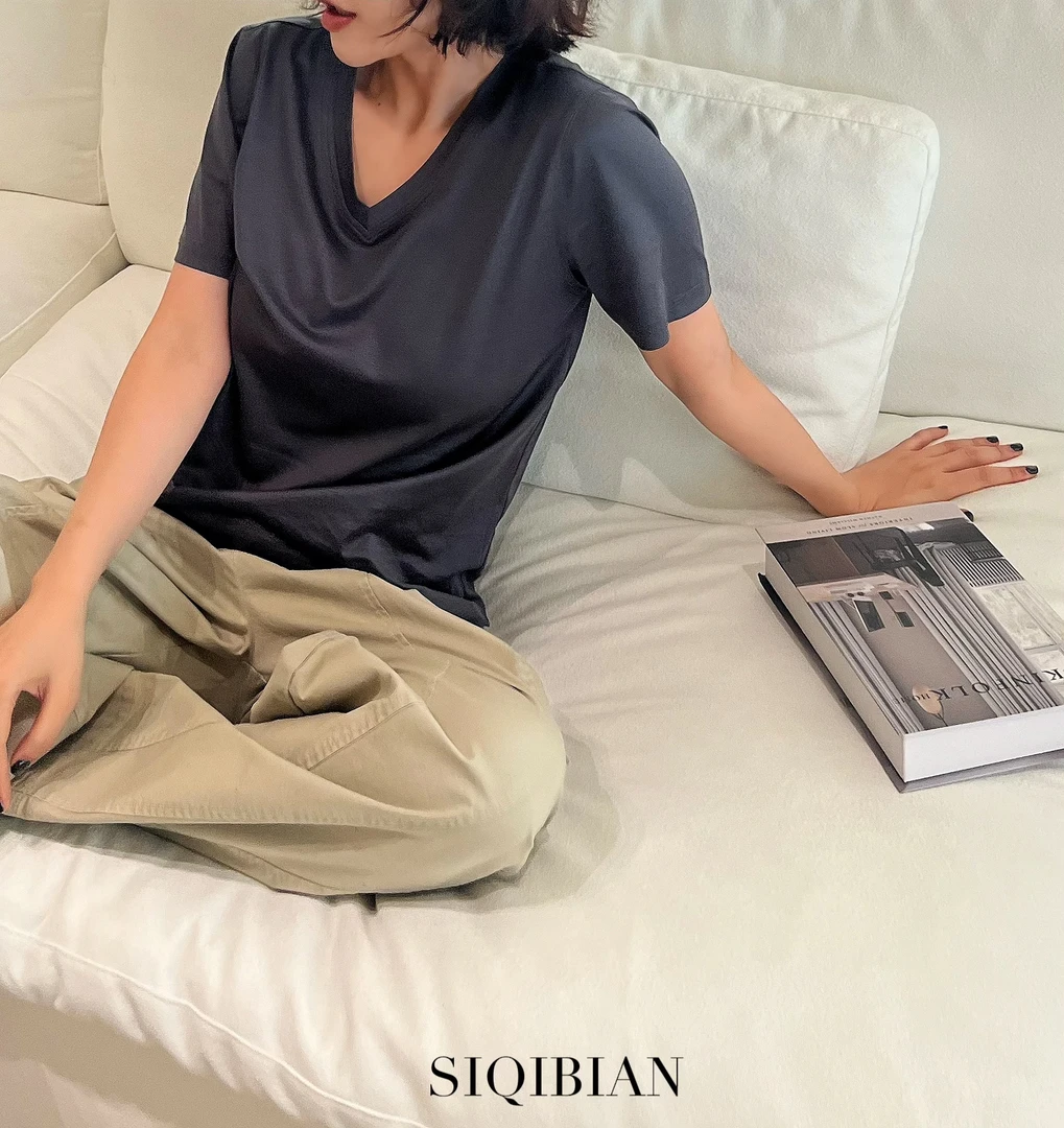 SIQIBIAN ｜25夏季新品休闲百搭天SI正肩V领T恤-2513