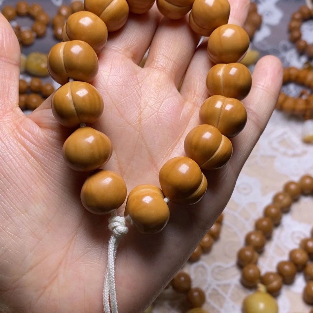 把件猴头核桃柯基屁桃高定