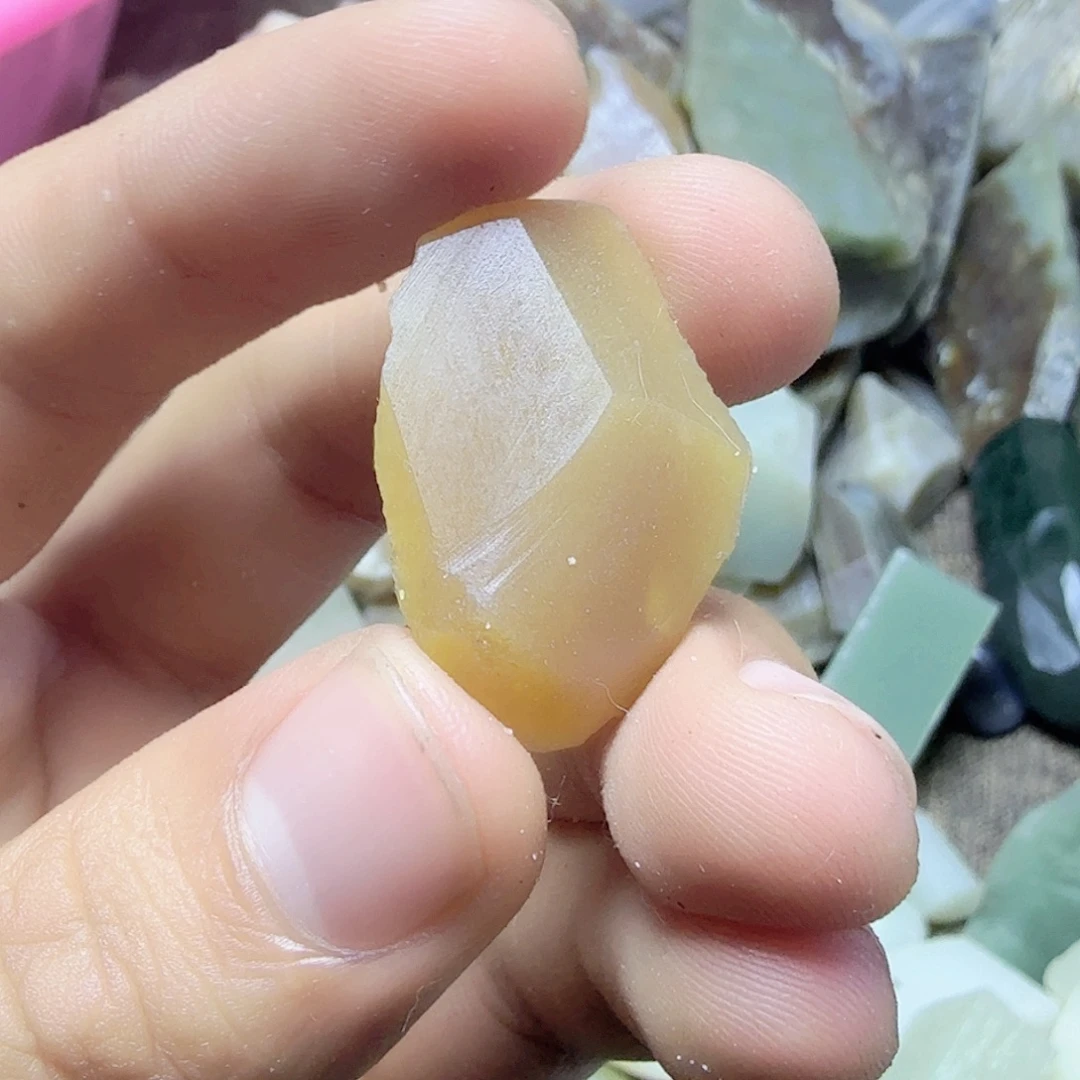 和田玉（糖玉）未镶嵌挂件