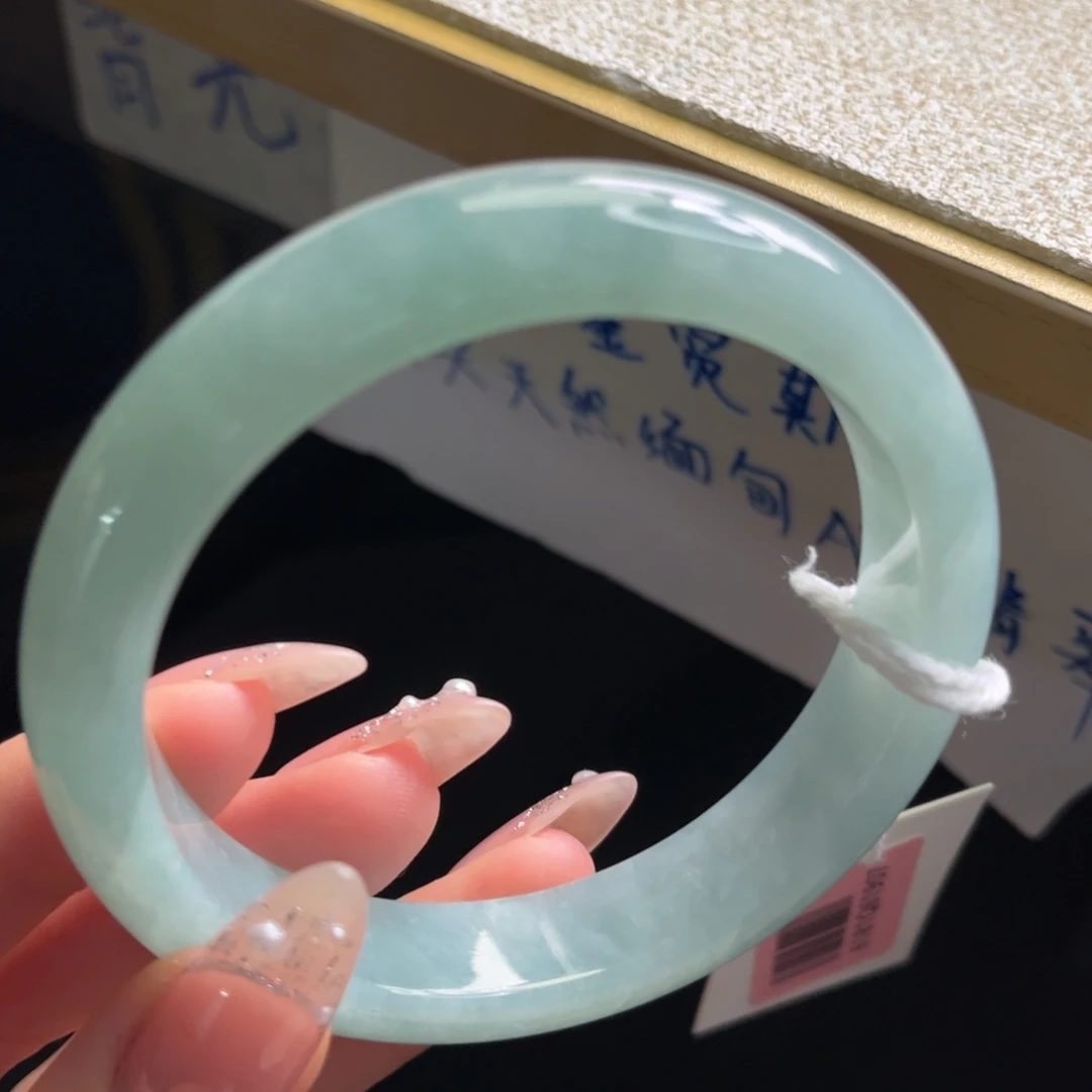 翡翠未镶嵌手镯手镯